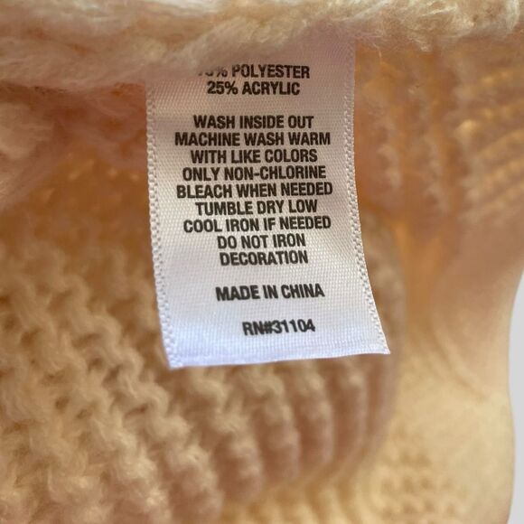 Wonderly Cable Knit Cardigan Sweater - Picture 8 of 10